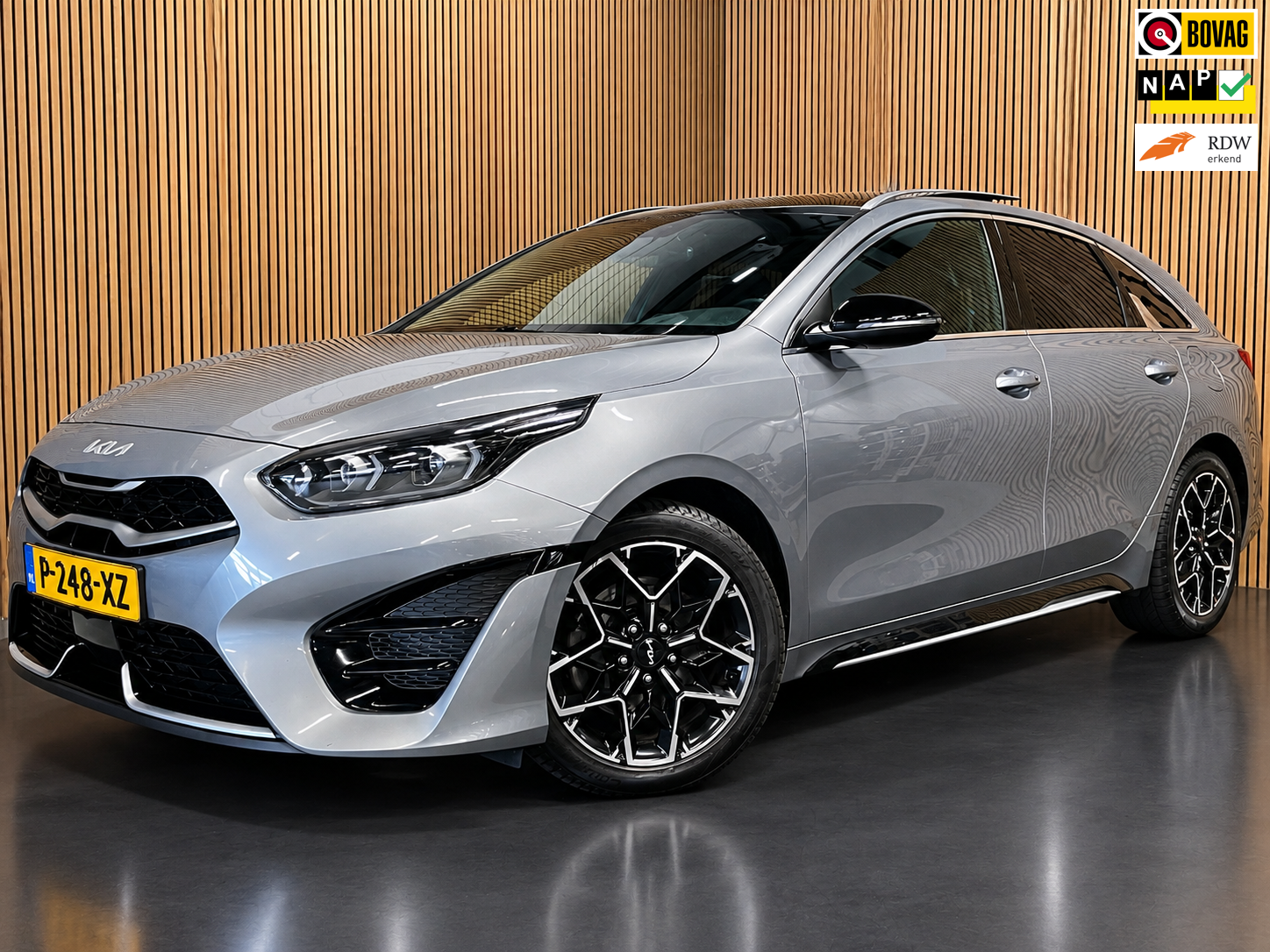 Kia Proceed 1.5 T-GDi GT-Line|160PK|ACC|AFN.TREKHAAK|PANO|DIGITAL|STOEL V+A/+STUURVERW.|CAMERA|CARPLAY|CLIMA+CRUISE|NL|NAP|1 EIG.| 2022 - voorkant