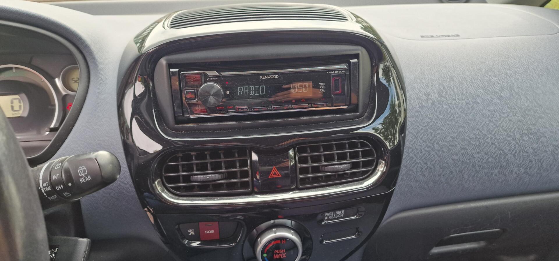 Foto van Peugeot Ion