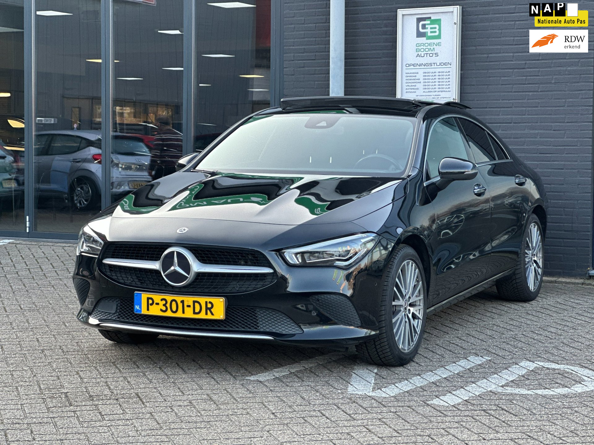 Mercedes-Benz Cla 250 E 250 e Business Solution Luxury Limited/1STE EIG/PANO-DAK/CAMERA/NL-AUTO NAP!! 2022 - voorkant