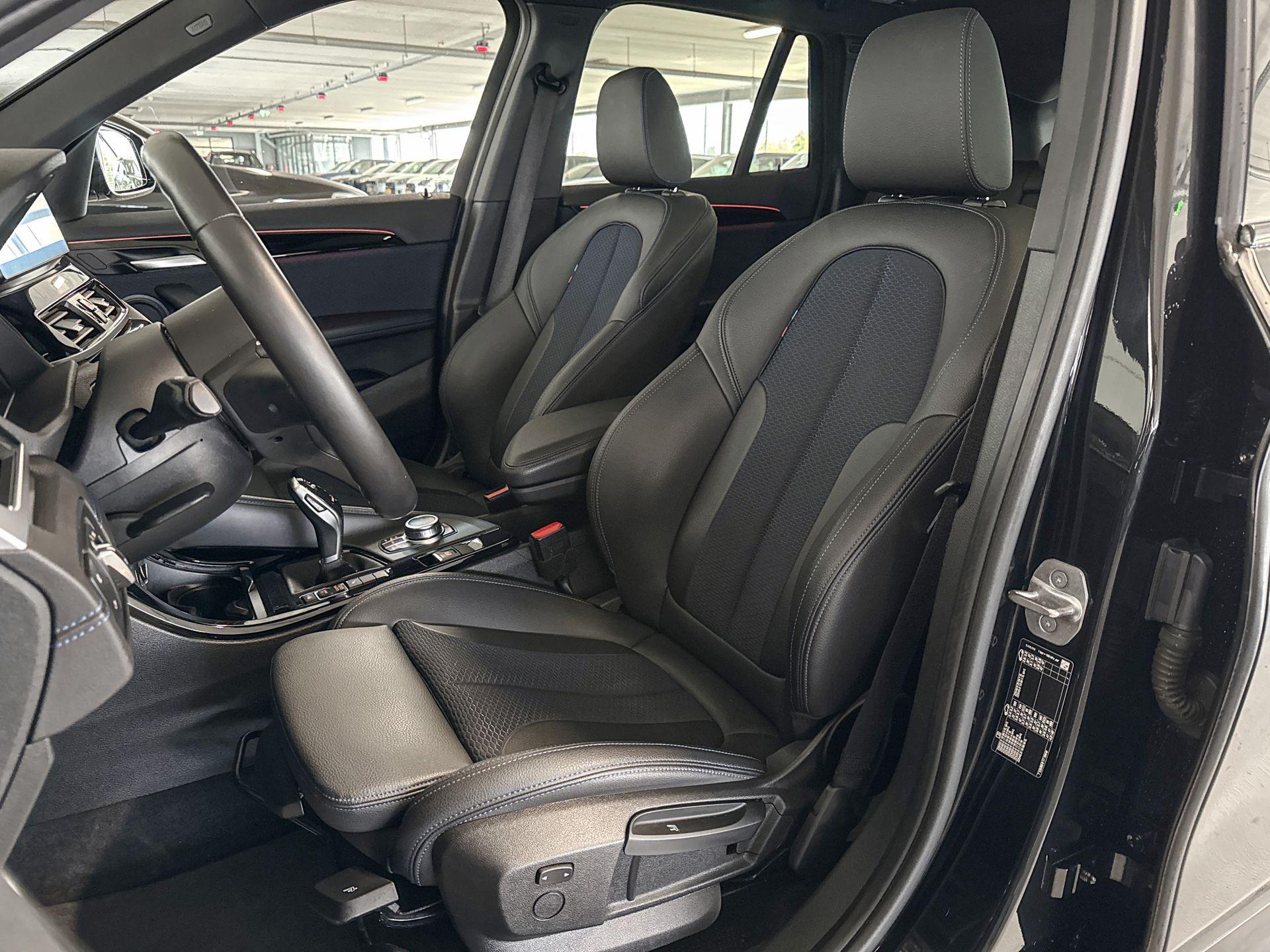 Foto van BMW X1 Sdrive18i