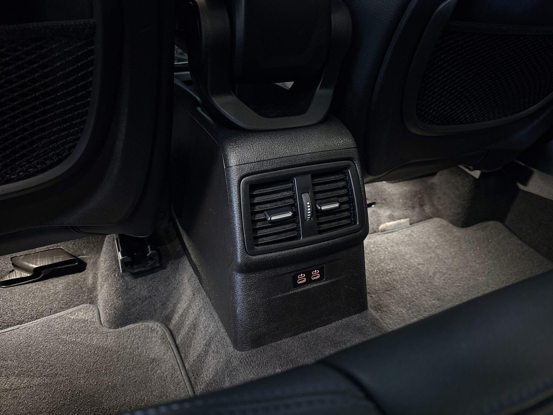 Foto van BMW X1 Sdrive18i