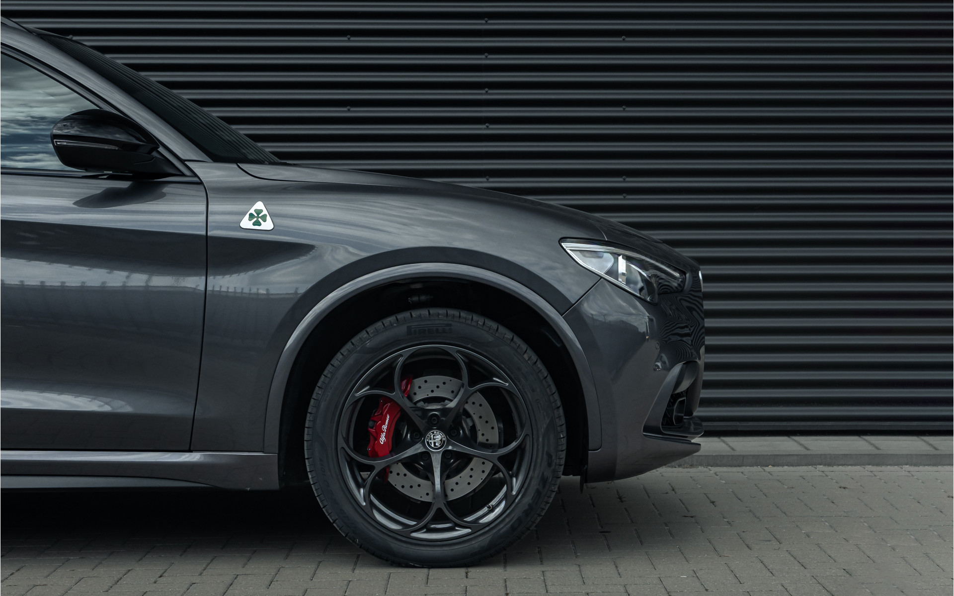 Foto van Alfa Romeo Stelvio Quadrifoglio