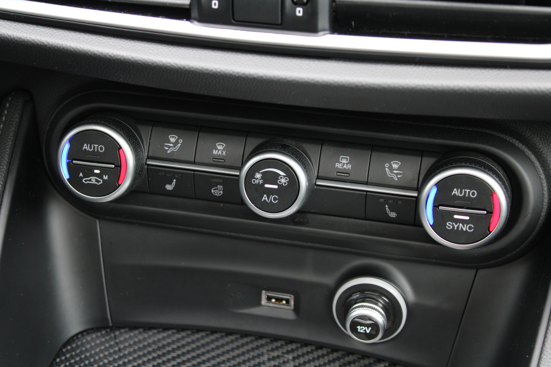 Foto van Alfa Romeo Stelvio Quadrifoglio