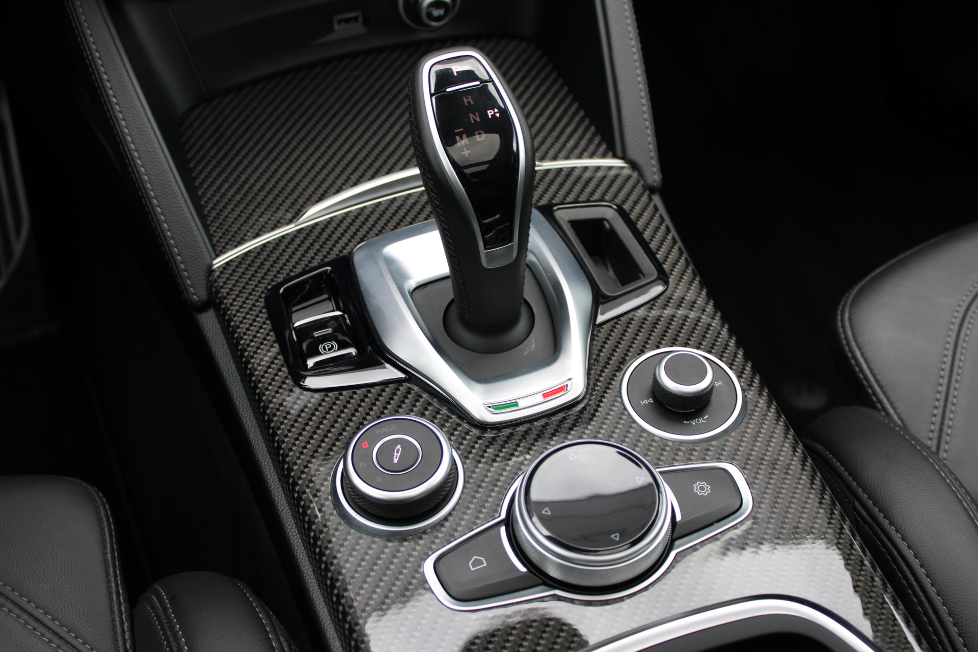 Foto van Alfa Romeo Stelvio Quadrifoglio