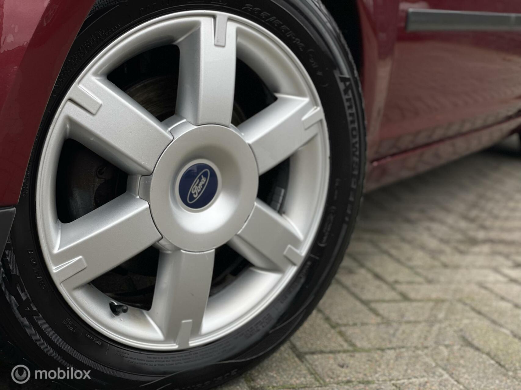 Foto van Ford Focus C-max