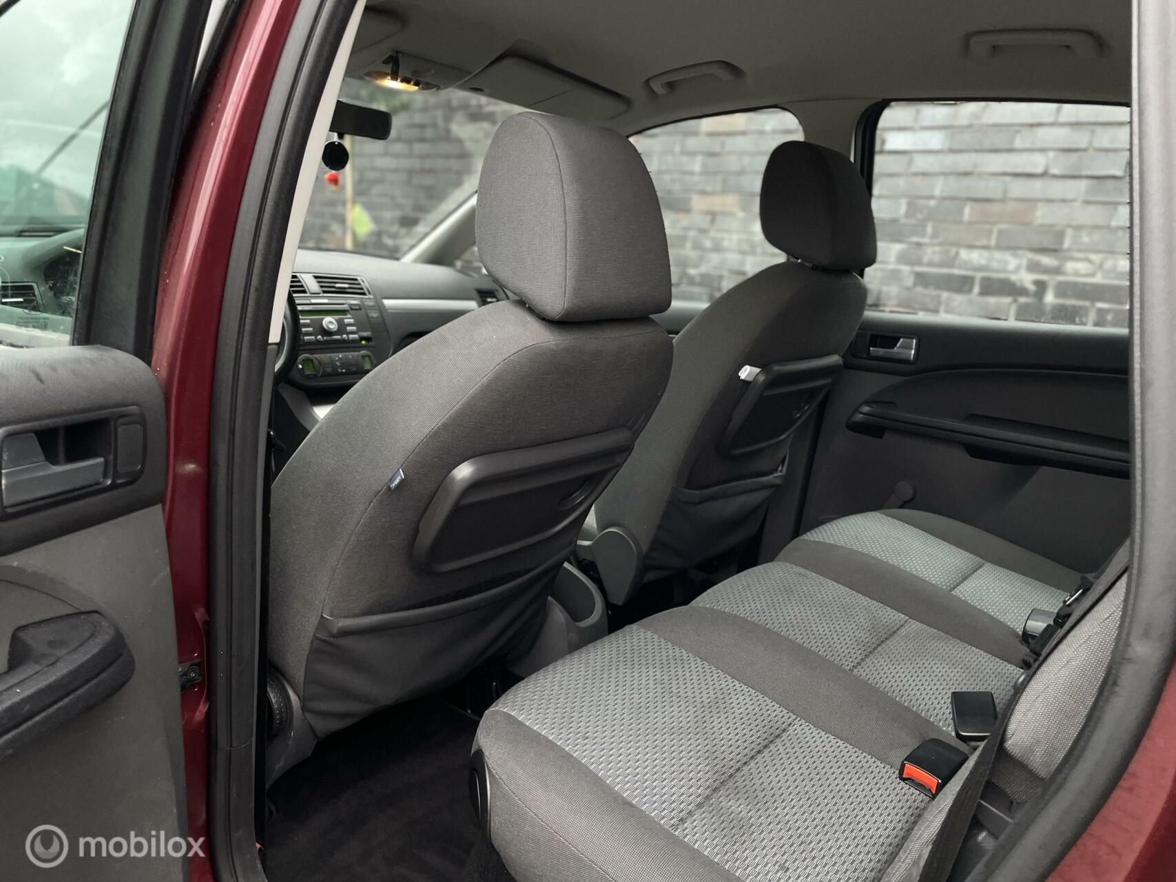 Foto van Ford Focus C-max