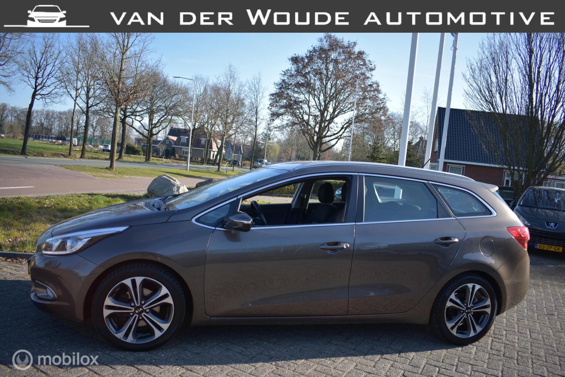 Kia Cee'd Sportswagon 1.6 GDI Comfort Pack 2013|LED|Clima! 2013 - voorkant