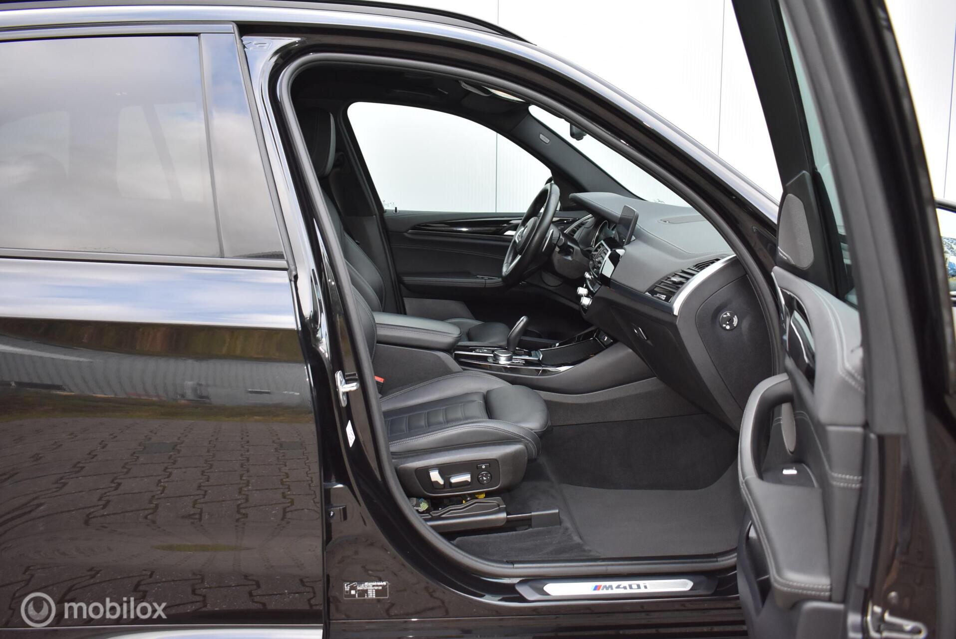Foto van BMW X3 M40i