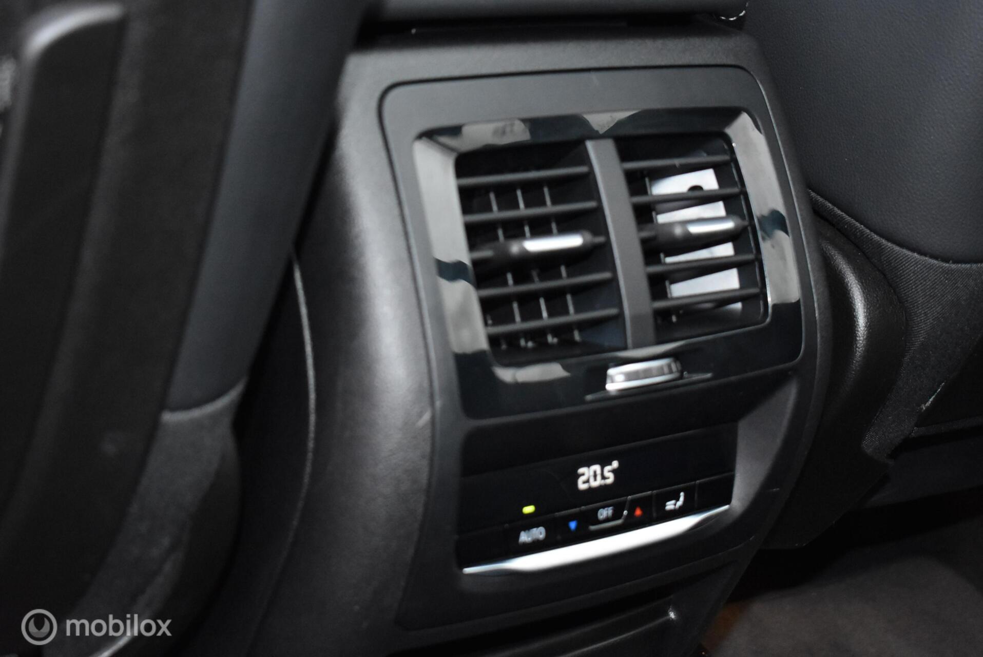 Foto van BMW X3 M40i