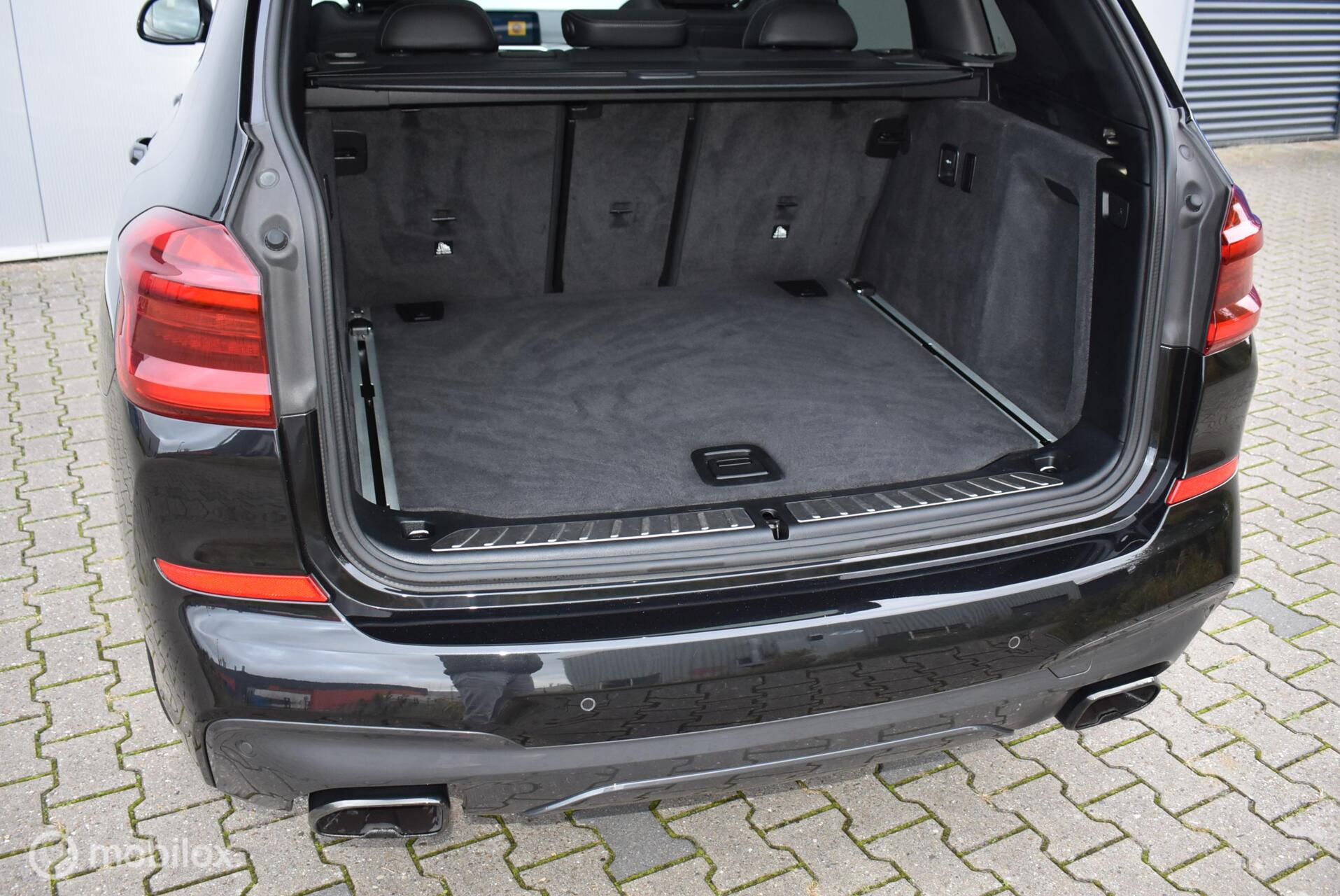 Foto van BMW X3 M40i