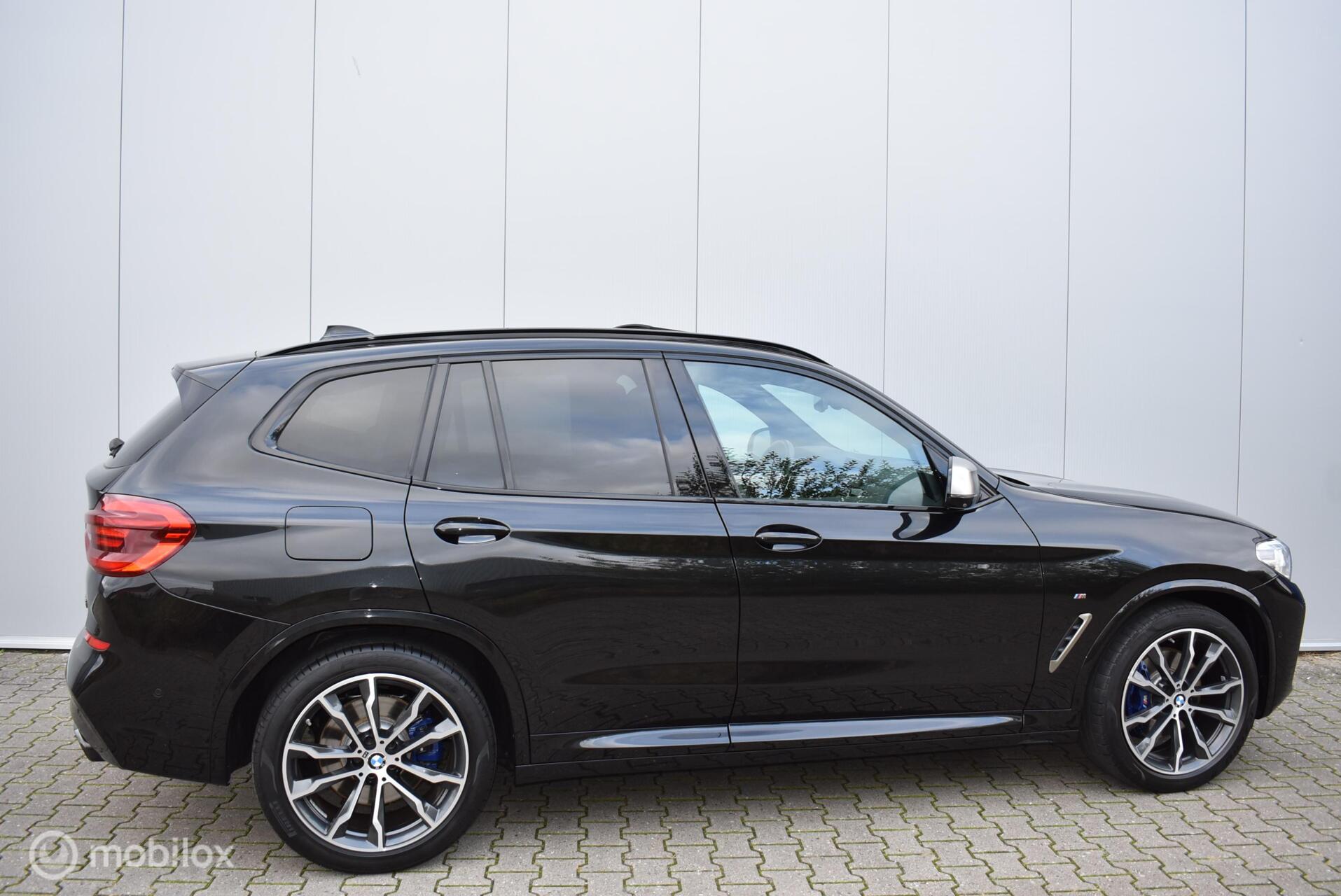 Foto van BMW X3 M40i