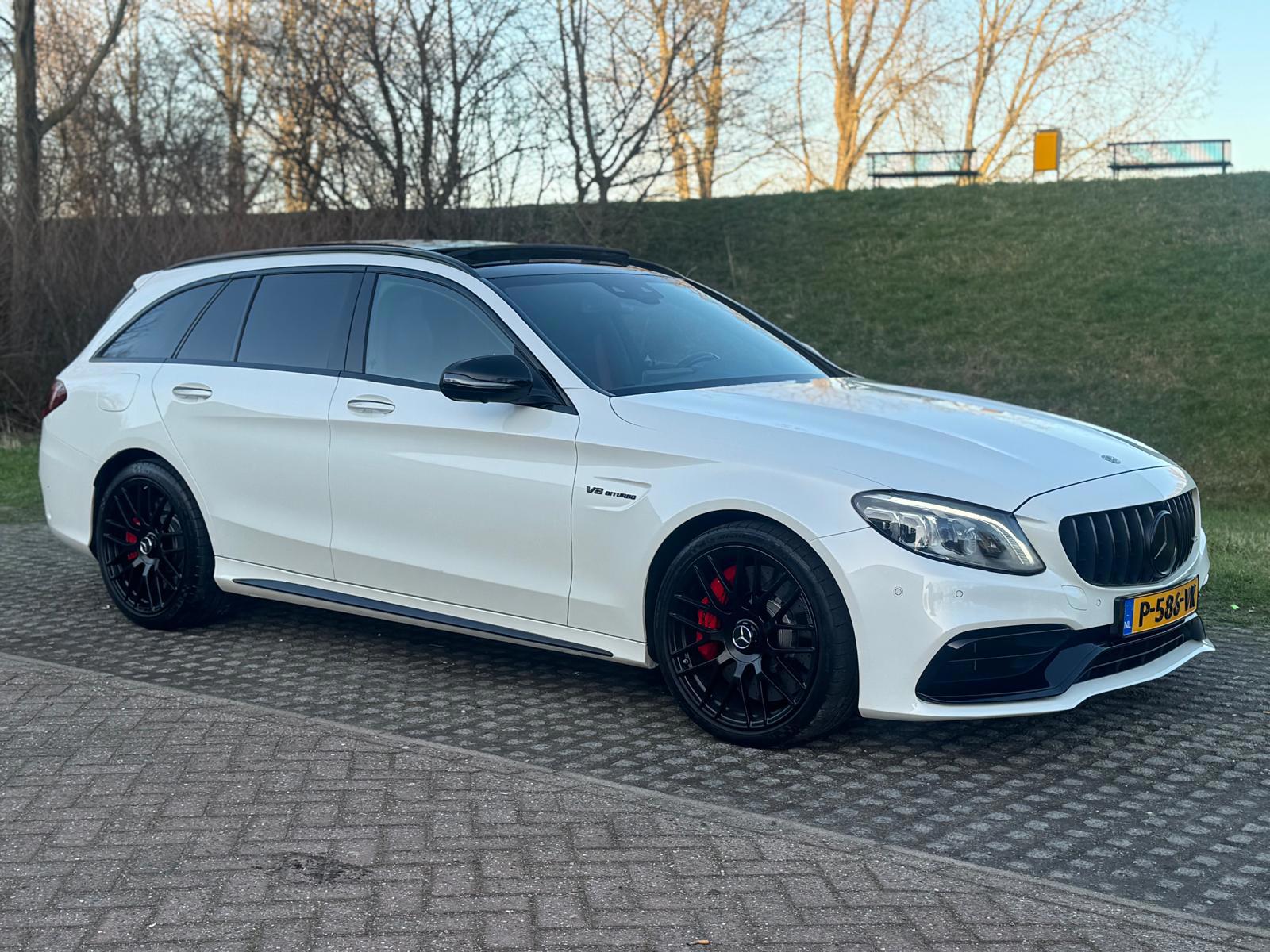 Foto van Mercedes-Benz AMG C 63 S