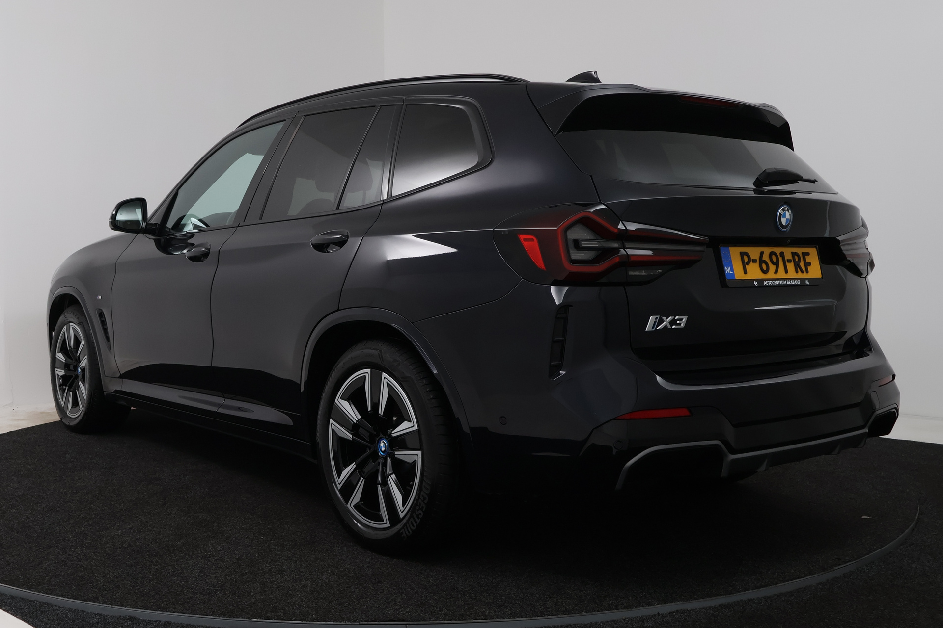 Foto van BMW Ix3