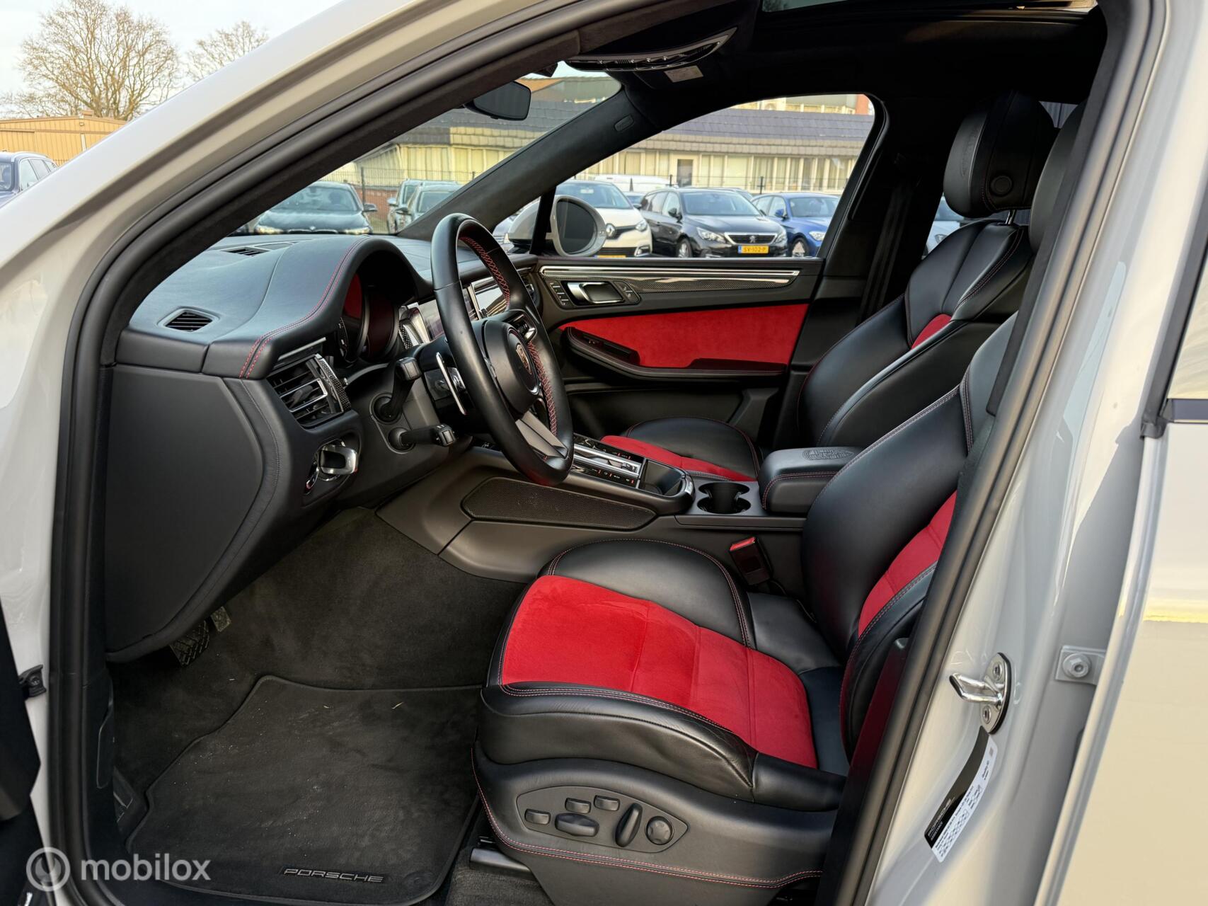 Foto van Porsche Macan GTS