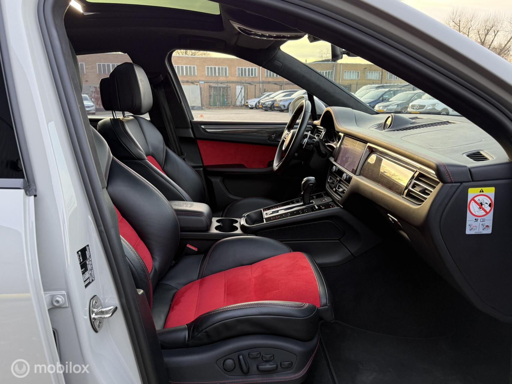 Foto van Porsche Macan GTS