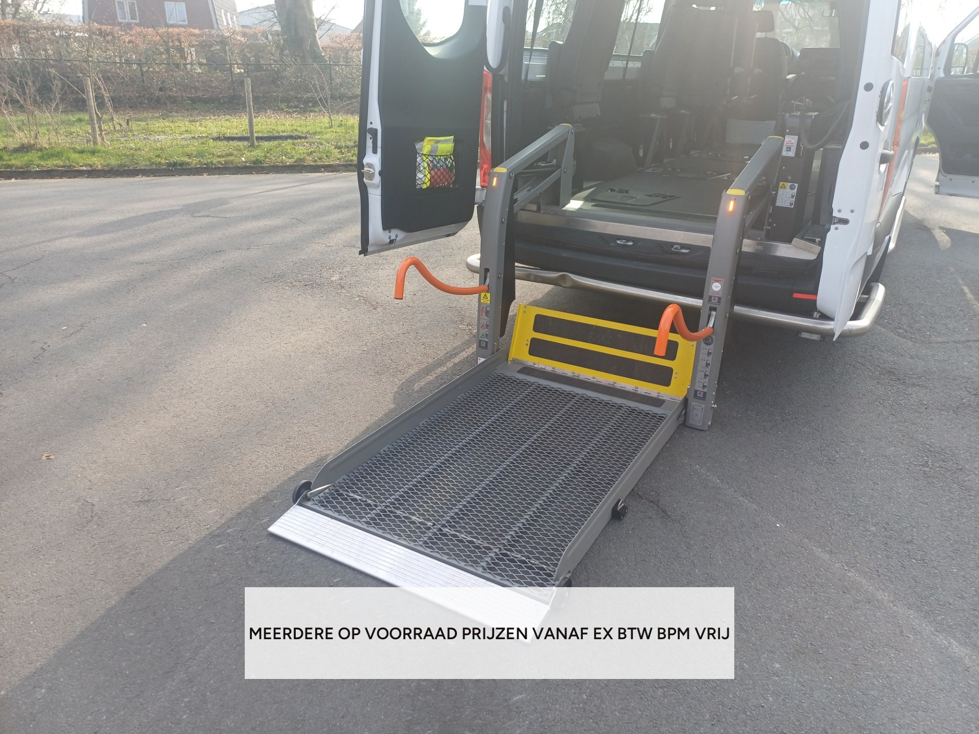 Foto van Mercedes-Benz Sprinter Tourer