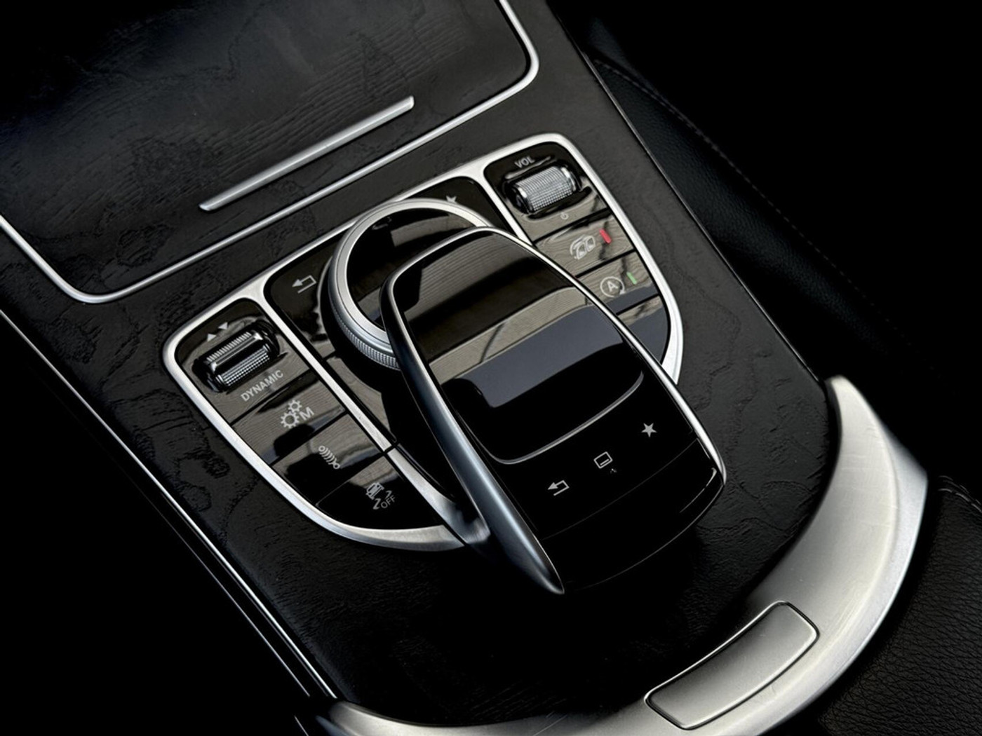 Foto van Mercedes-Benz AMG C 63