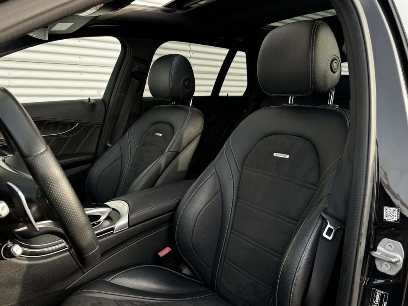 Foto van Mercedes-Benz AMG C 63