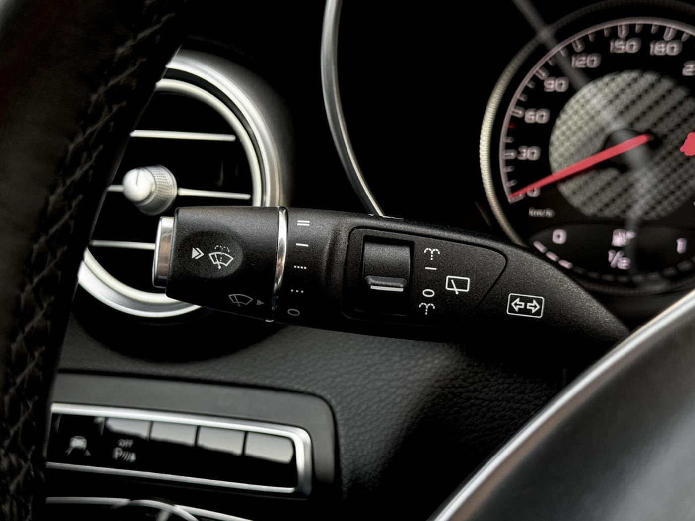 Foto van Mercedes-Benz AMG C 63