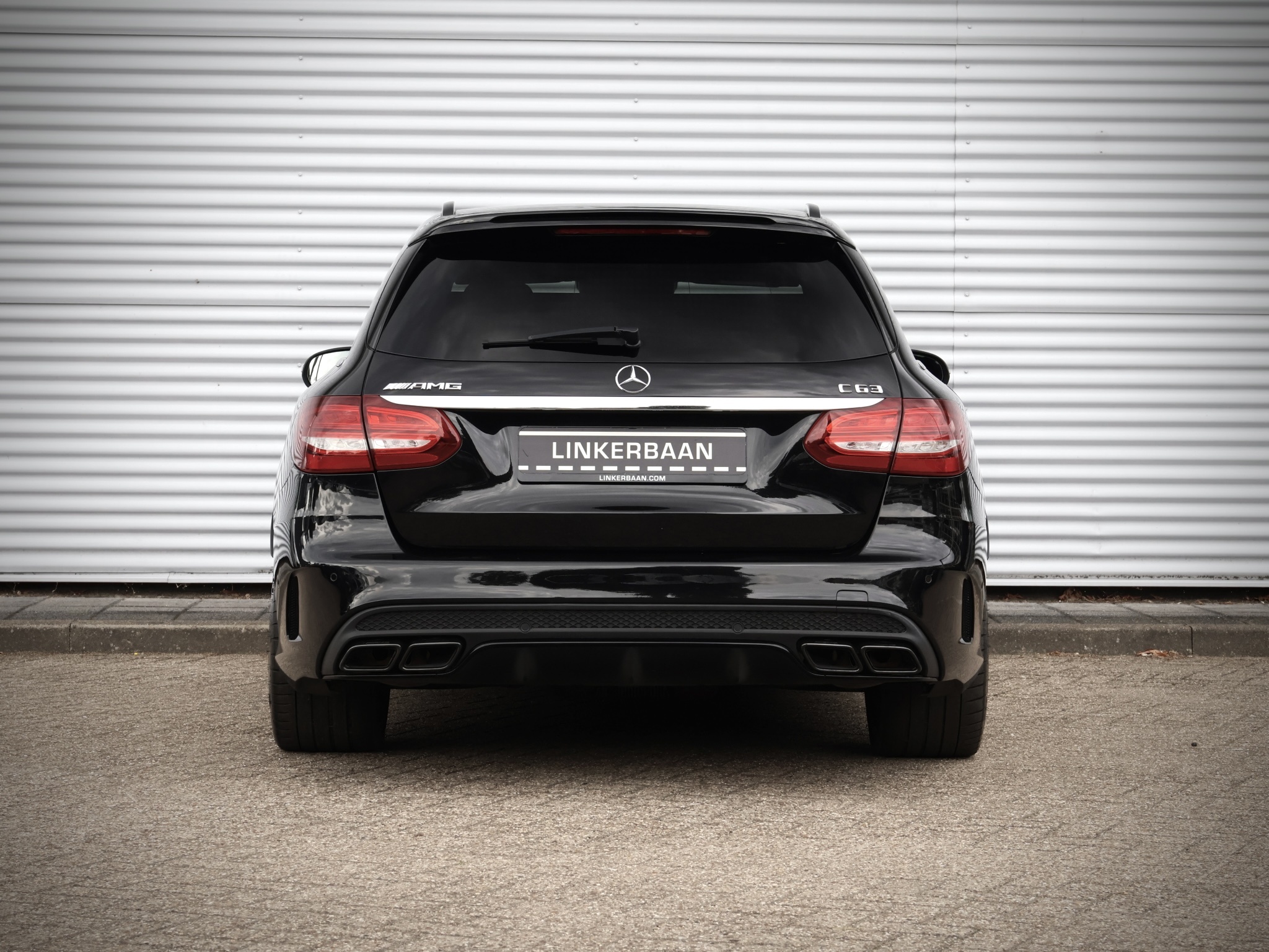Foto van Mercedes-Benz AMG C 63