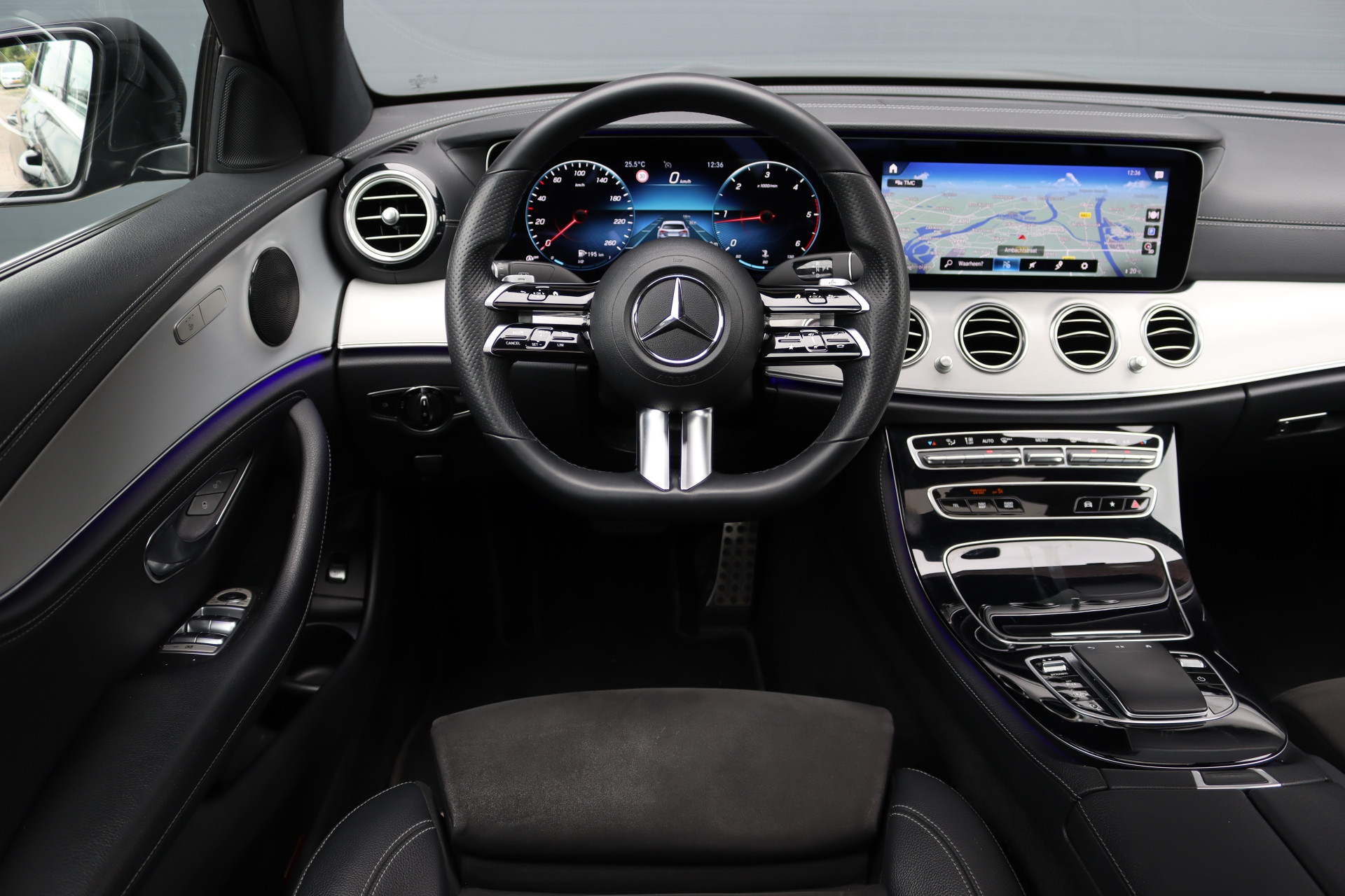 Foto van Mercedes-Benz E 220 D