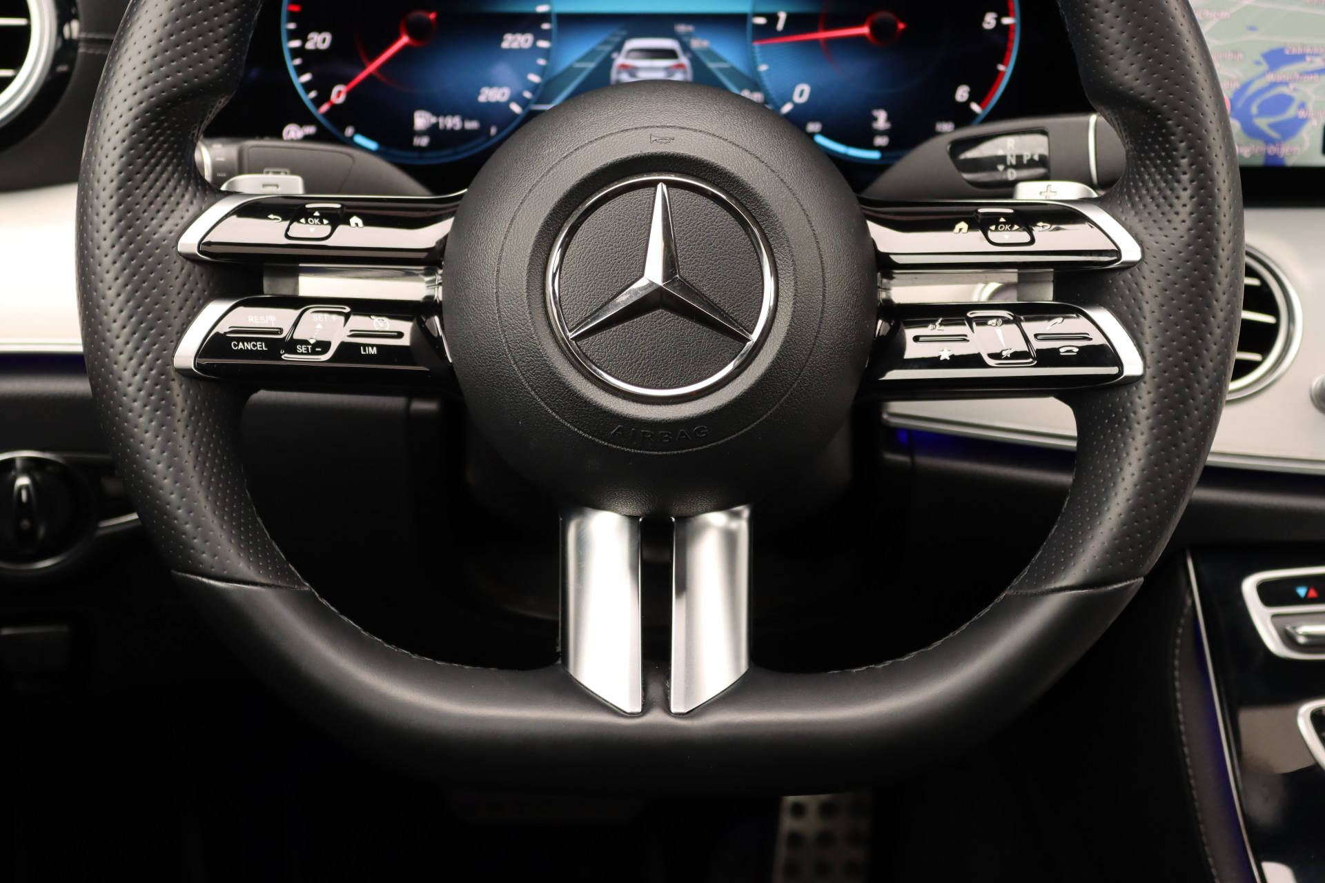 Foto van Mercedes-Benz E 220 D