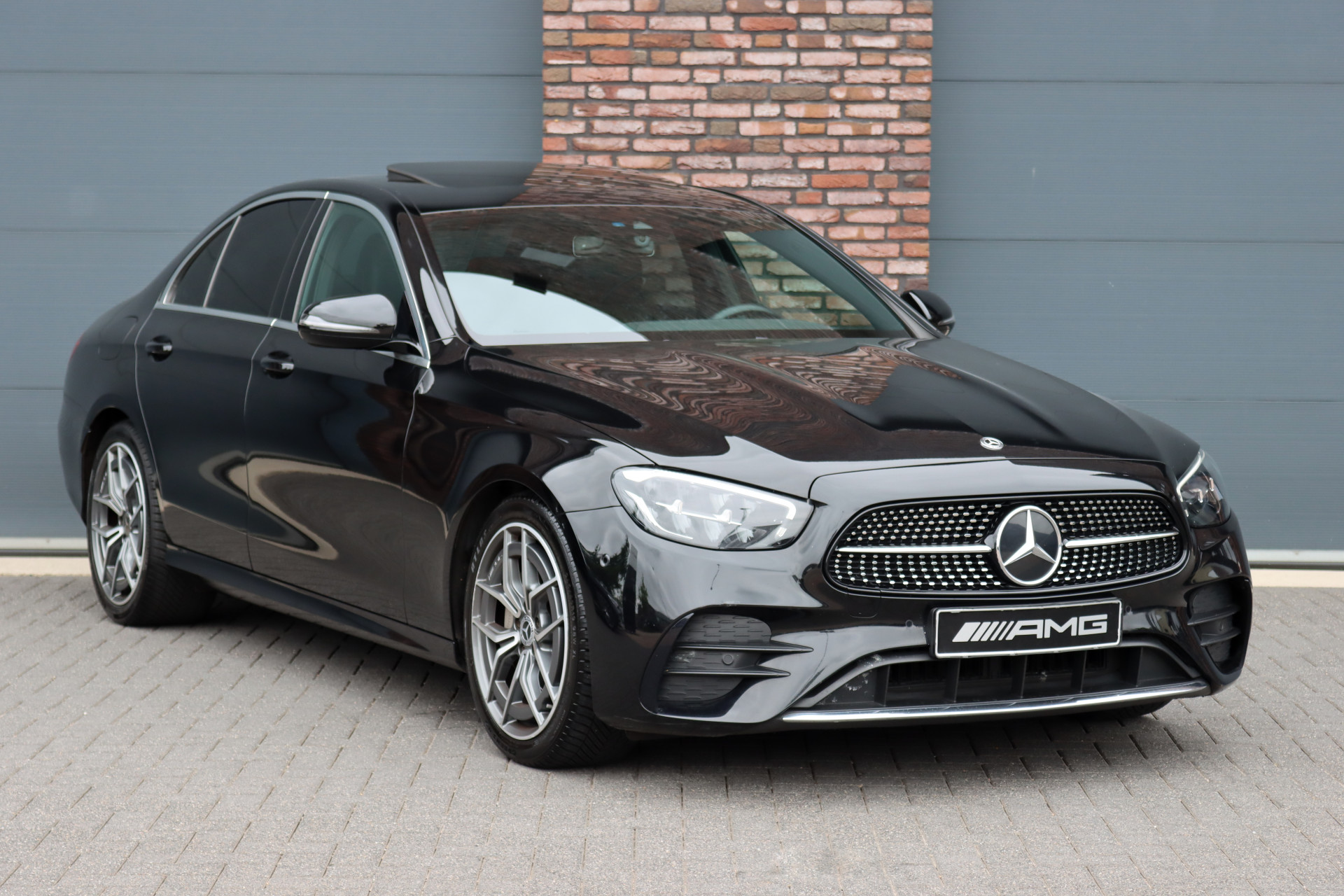 Foto van Mercedes-Benz E 220 D