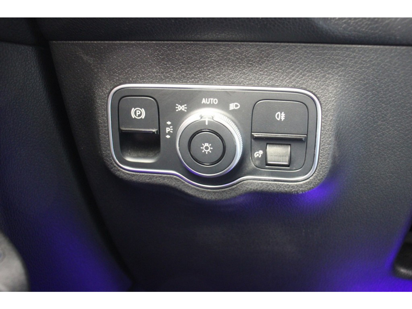 Foto van Mercedes-Benz Eqb 250