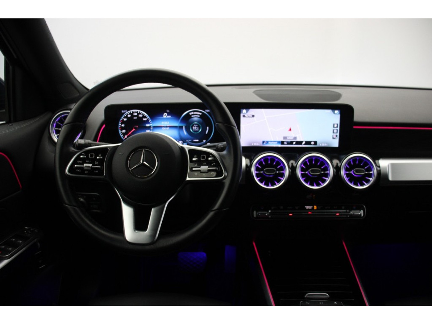 Foto van Mercedes-Benz Eqb 250