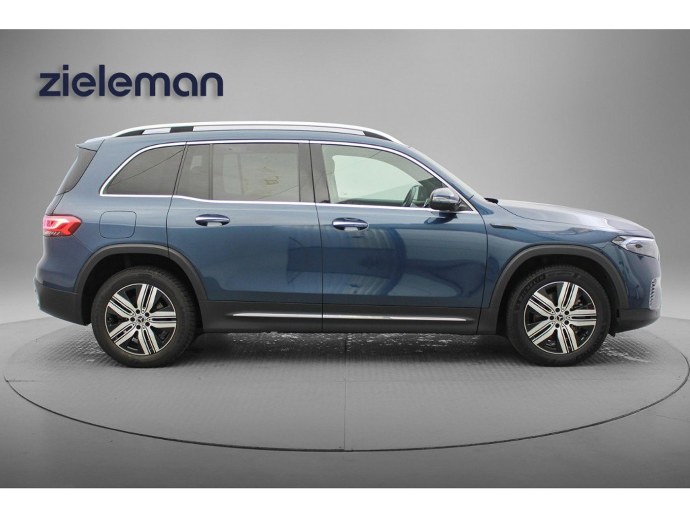 Foto van Mercedes-Benz Eqb 250