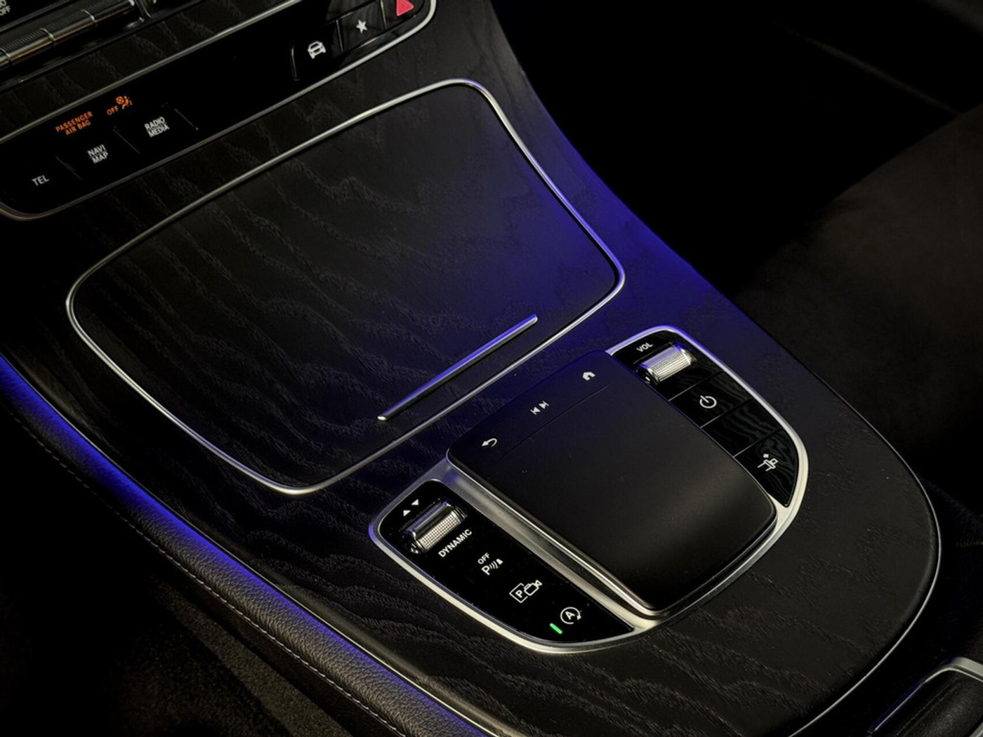 Foto van Mercedes-Benz E 200