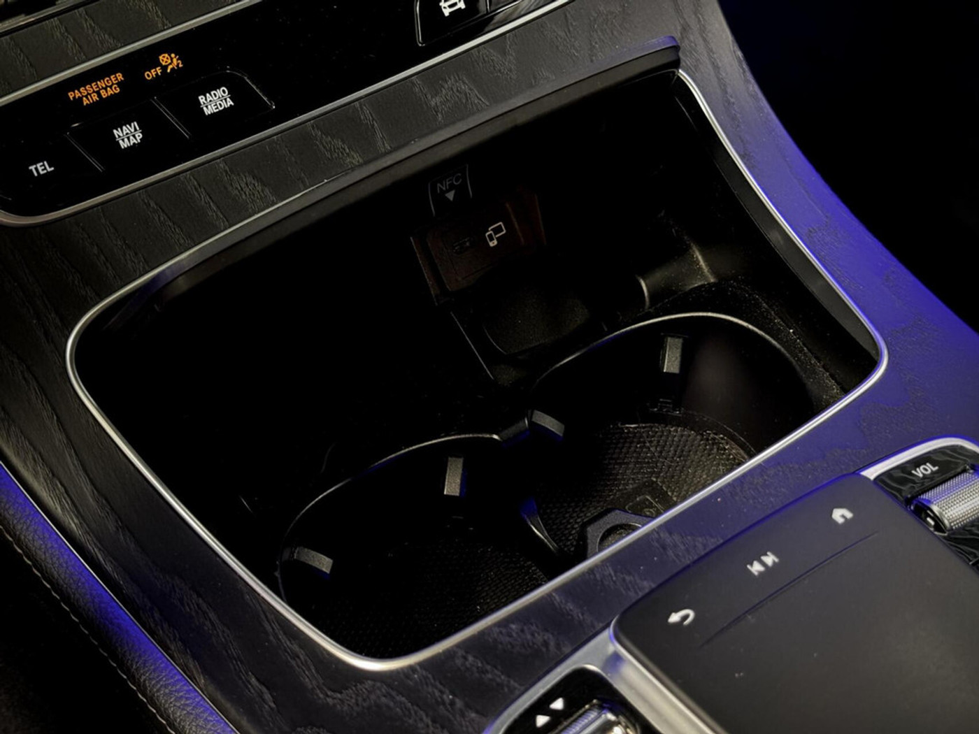 Foto van Mercedes-Benz E 200