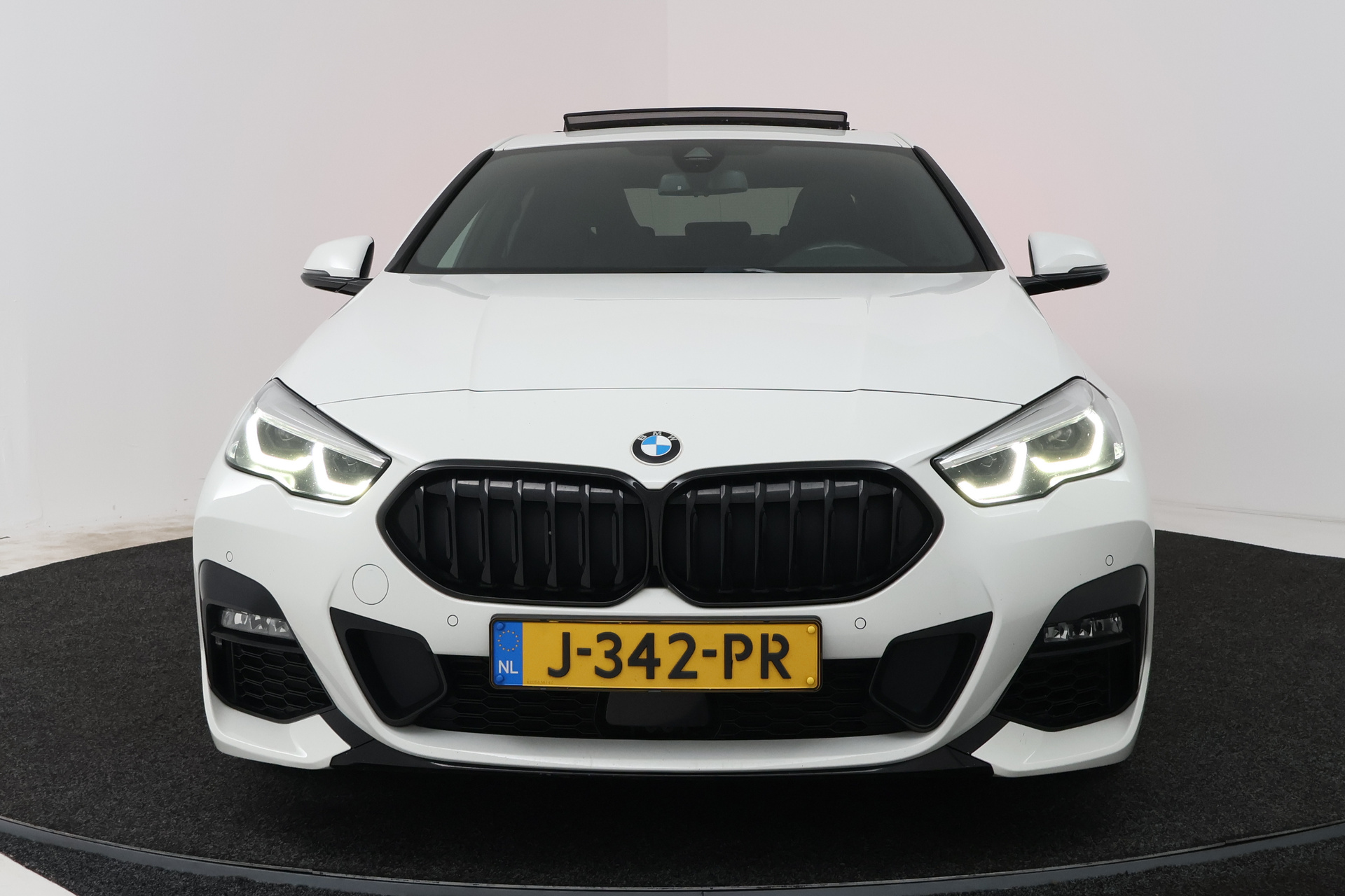 Foto van BMW 218i