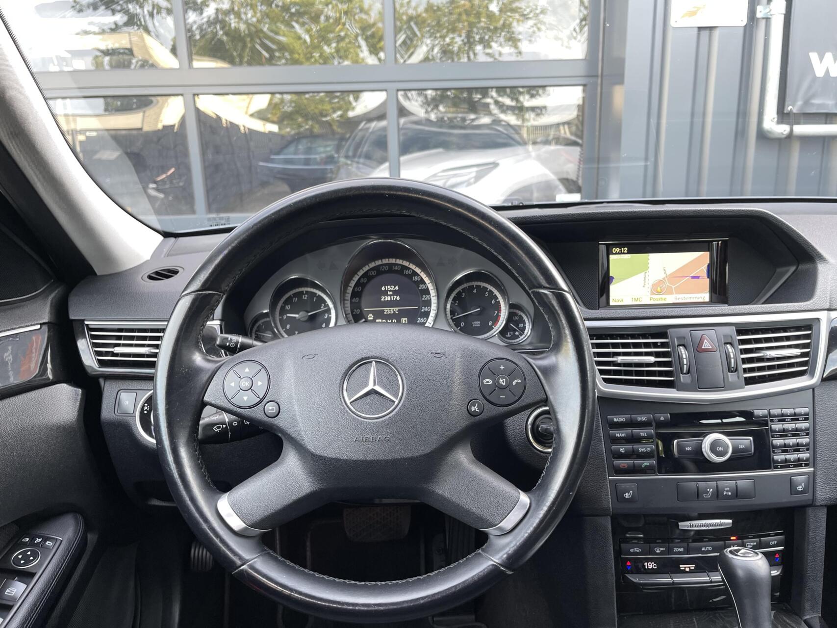 Foto van Mercedes-Benz E 200 Cgi
