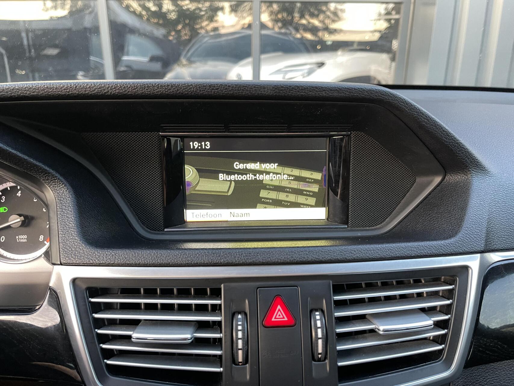 Foto van Mercedes-Benz E 200 Cgi