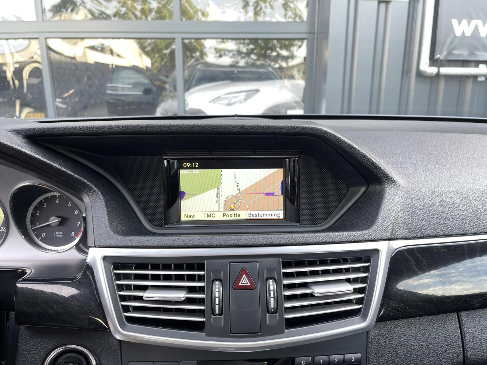 Foto van Mercedes-Benz E 200 Cgi