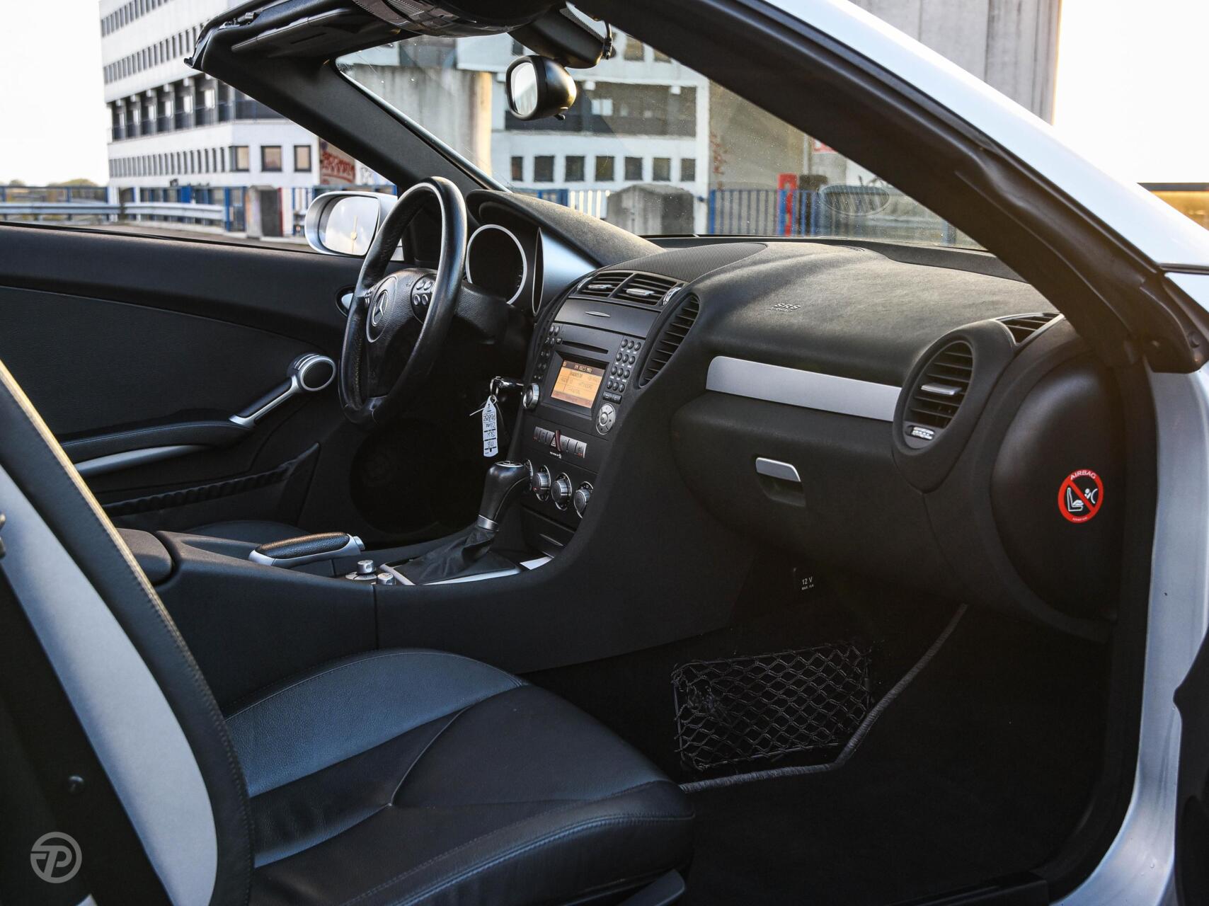 Foto van Mercedes-Benz SLK 200 Kompressor