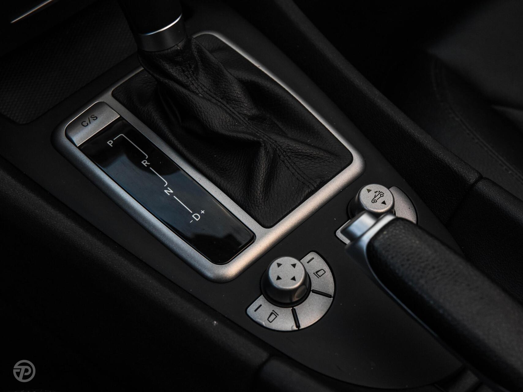 Foto van Mercedes-Benz SLK 200 Kompressor