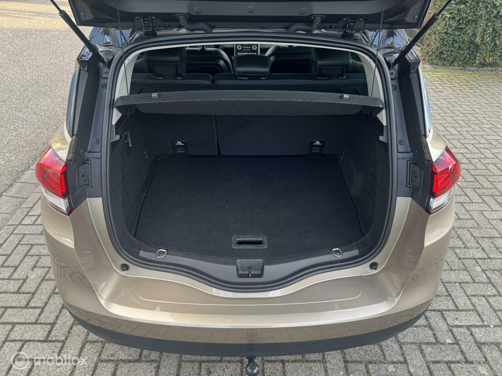 Foto van Renault Scenic