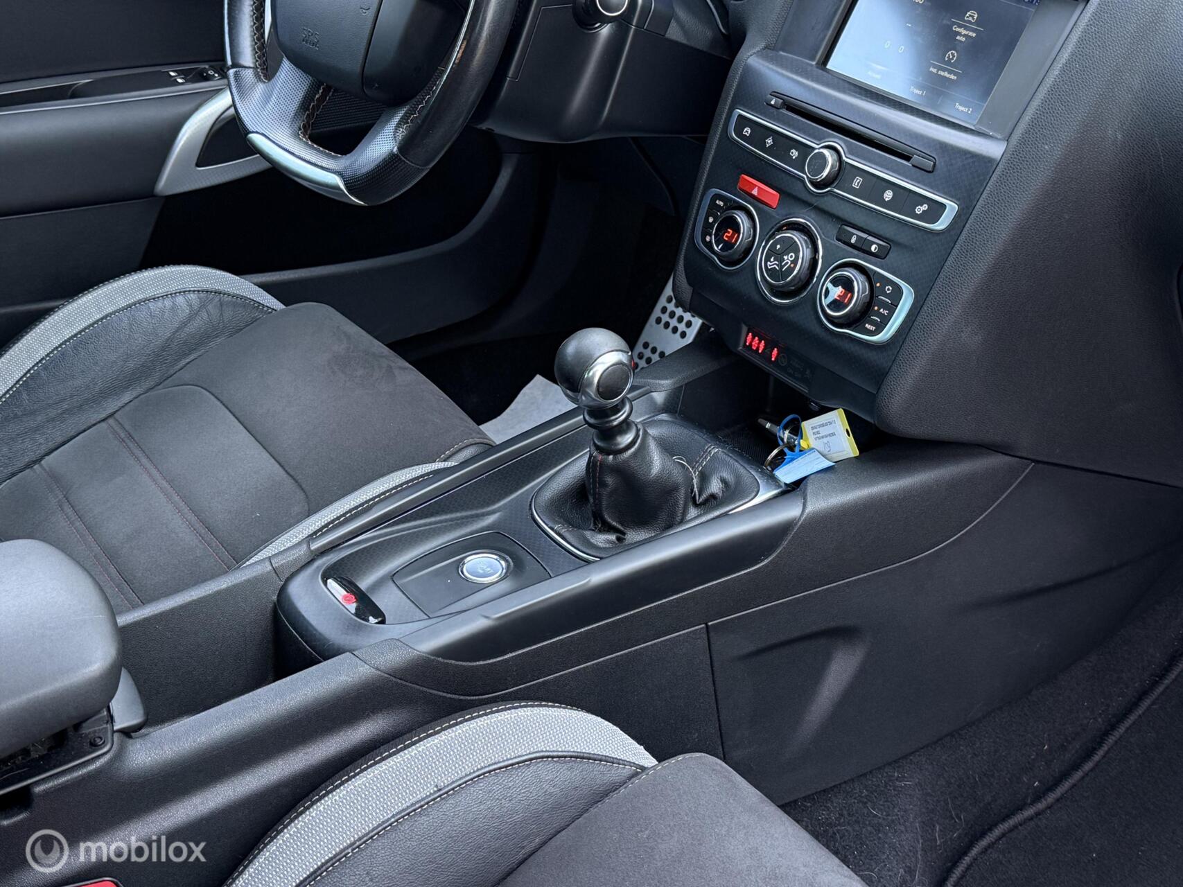 Foto van DS DS 4