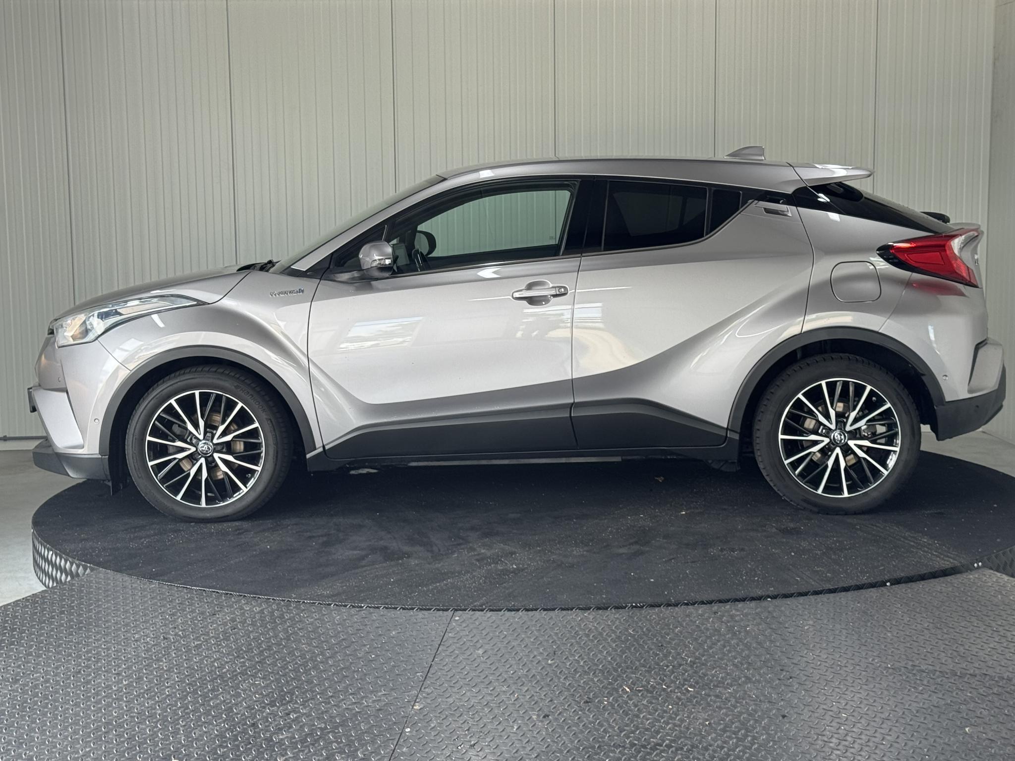 Foto van Toyota C-hr