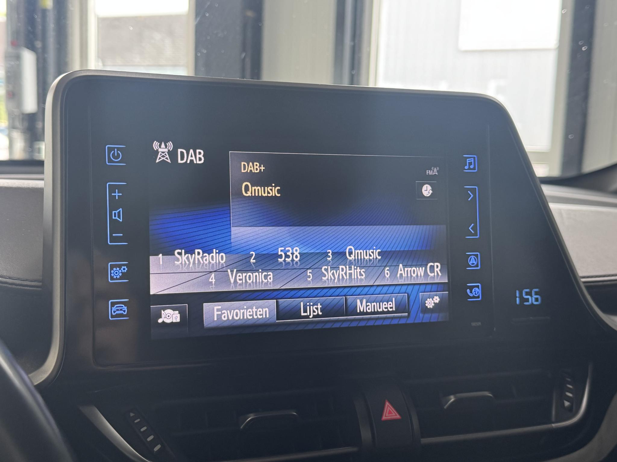 Foto van Toyota C-hr