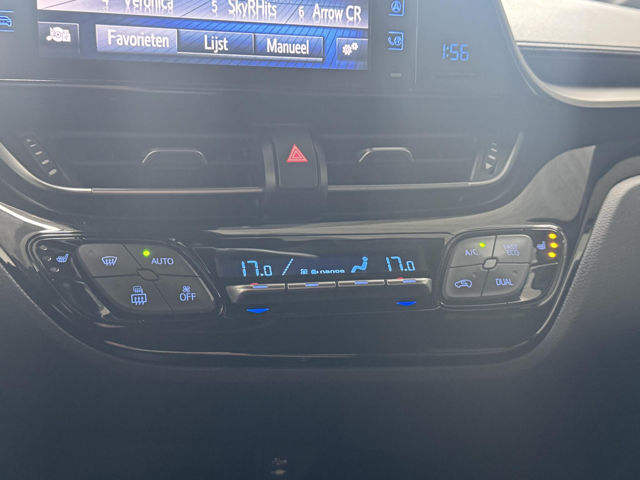 Foto van Toyota C-hr