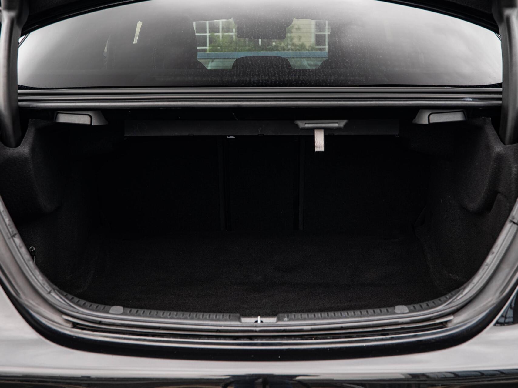 Foto van Mercedes-Benz E 350 D