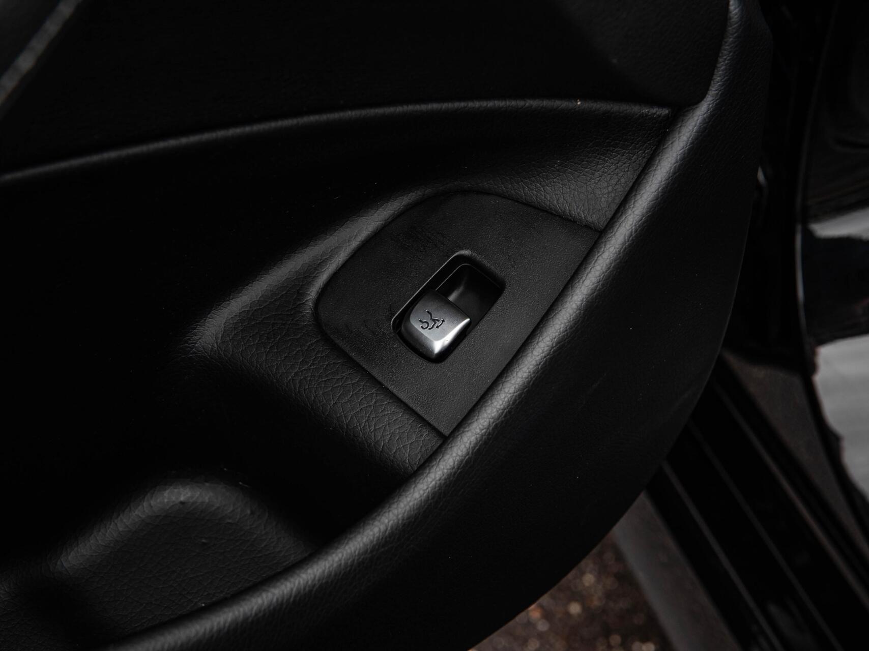 Foto van Mercedes-Benz E 350 D