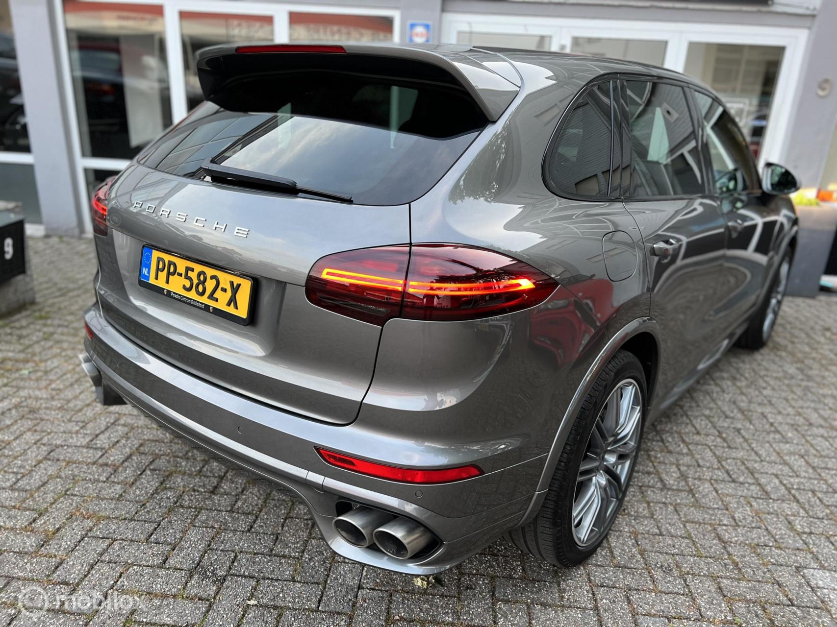 Foto van Porsche Cayenne