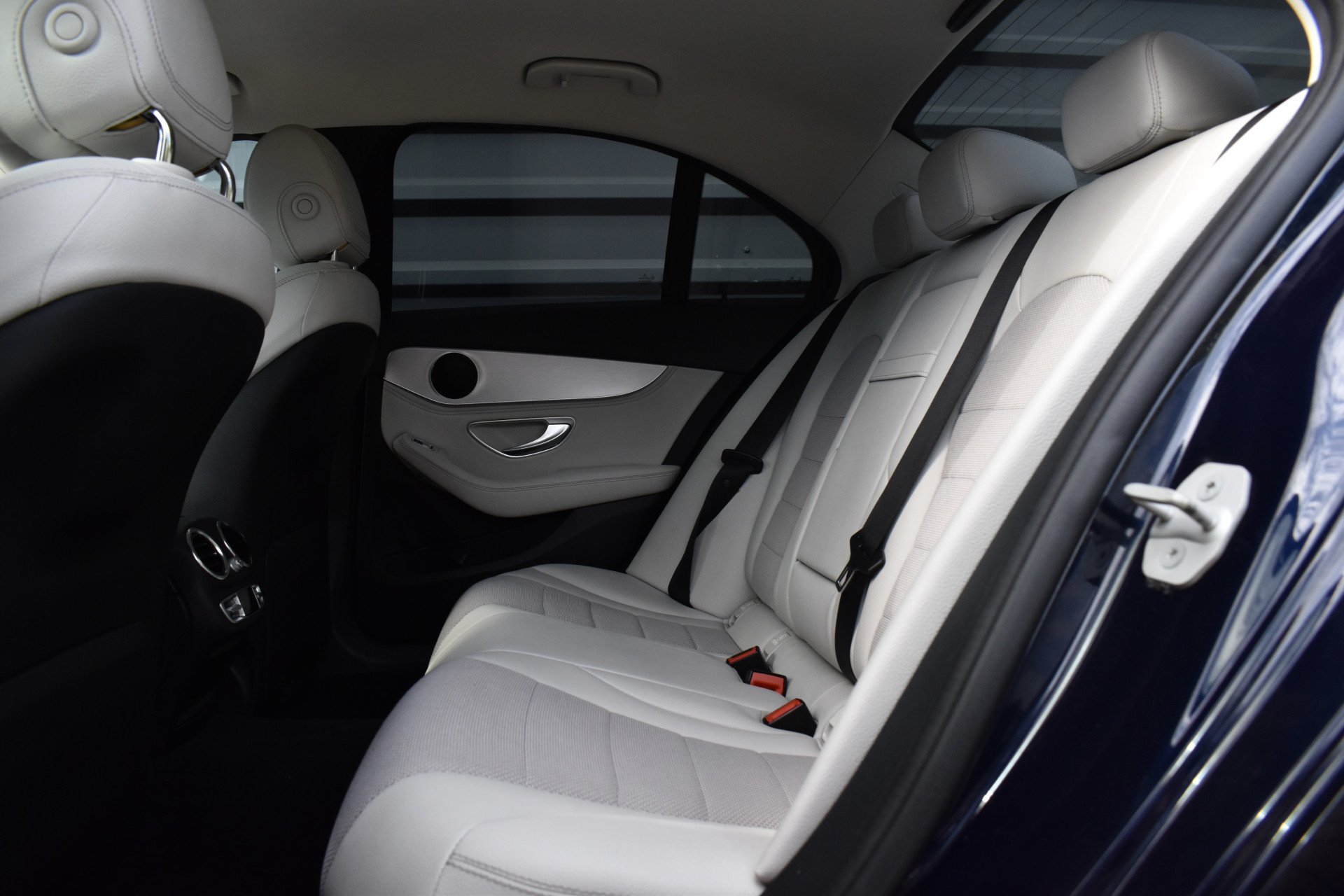 Foto van Mercedes-Benz C 350 E