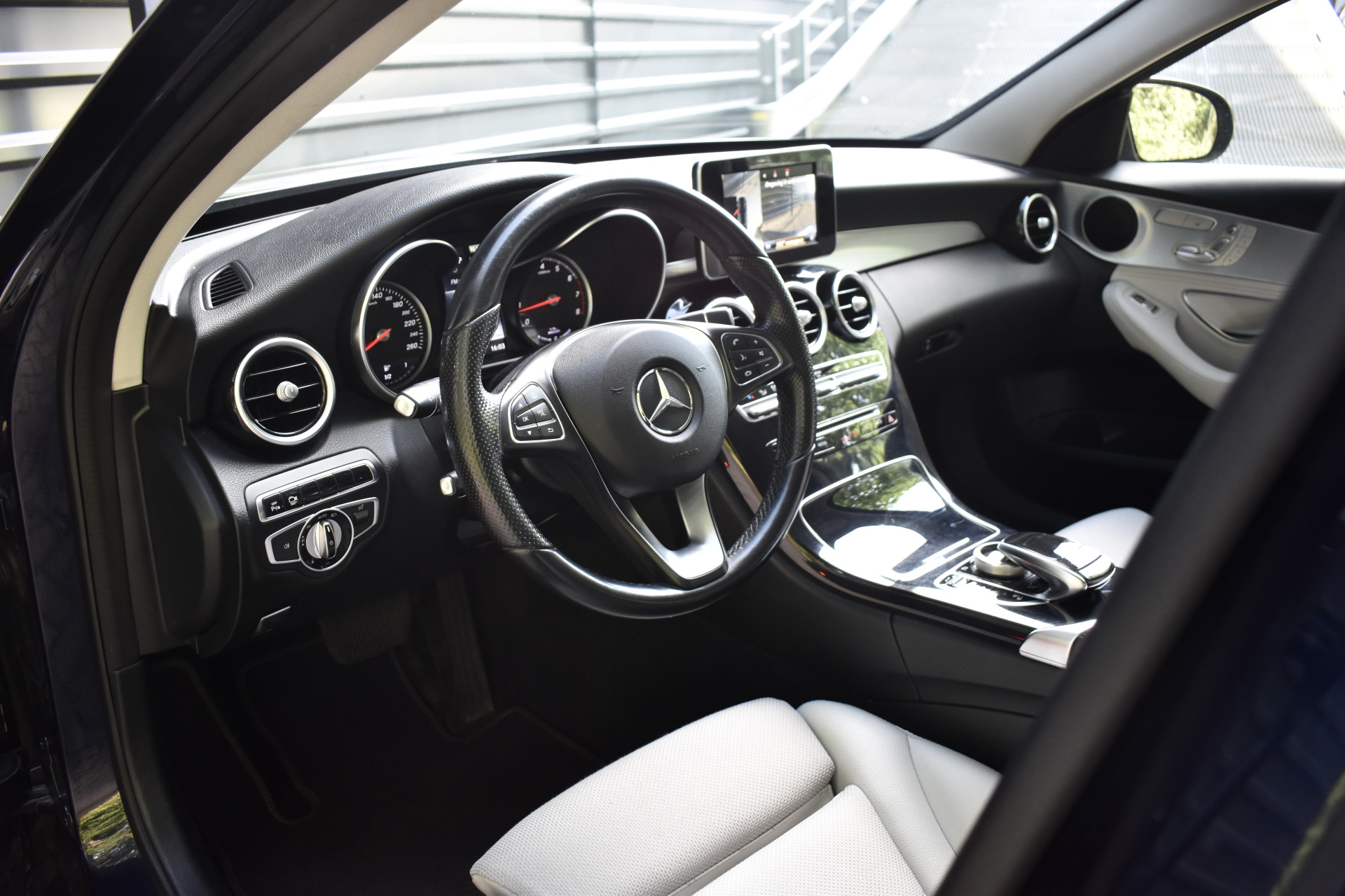 Foto van Mercedes-Benz C 350 E