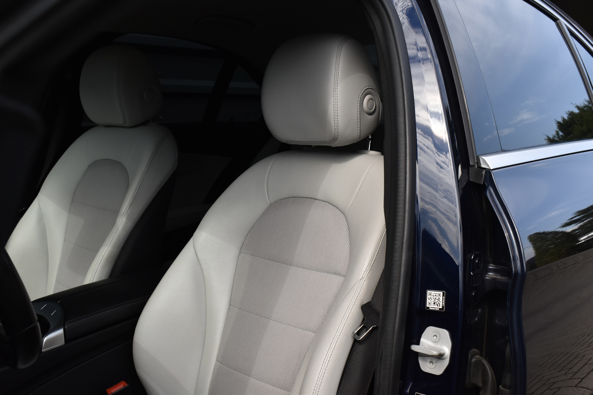 Foto van Mercedes-Benz C 350 E