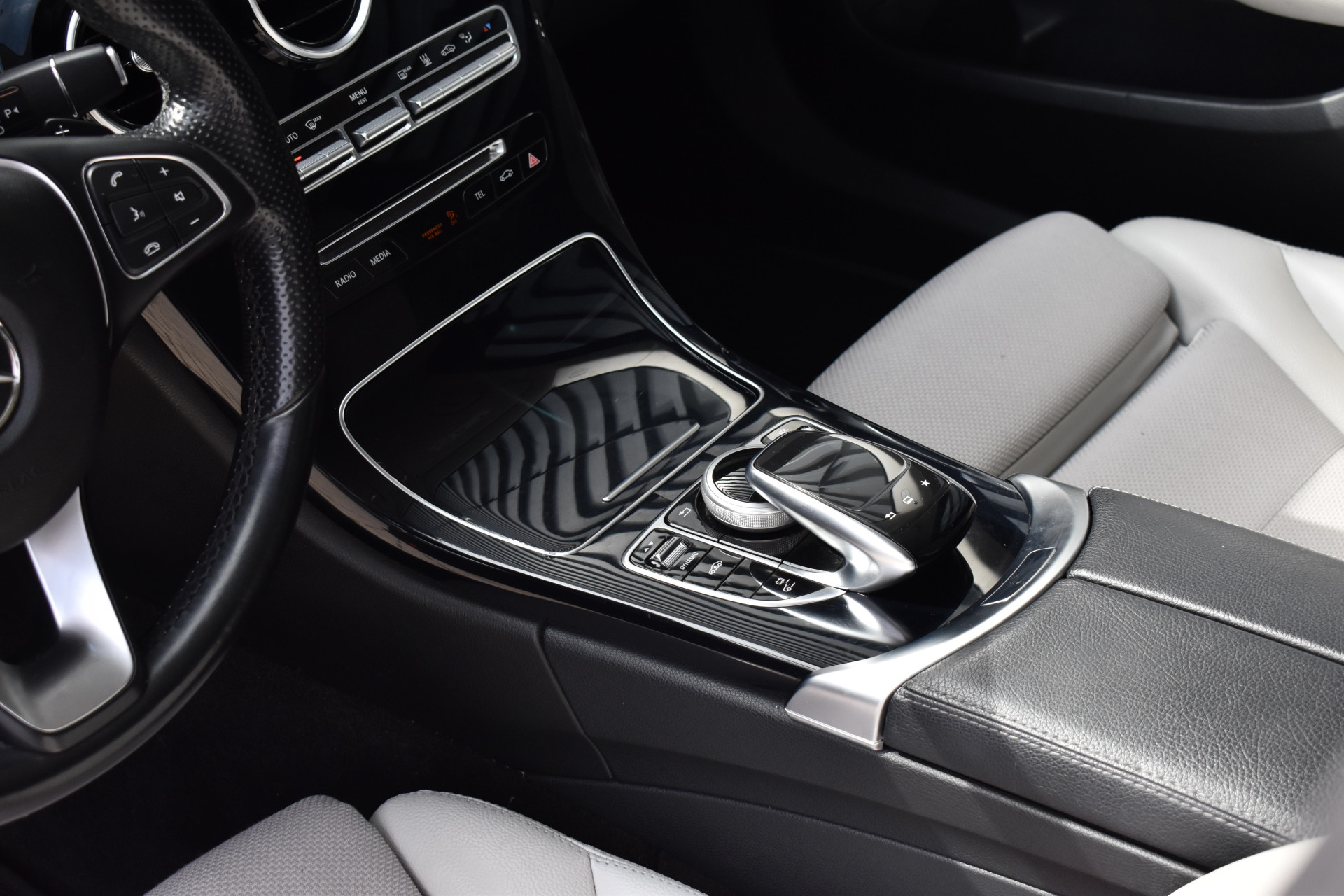Foto van Mercedes-Benz C 350 E